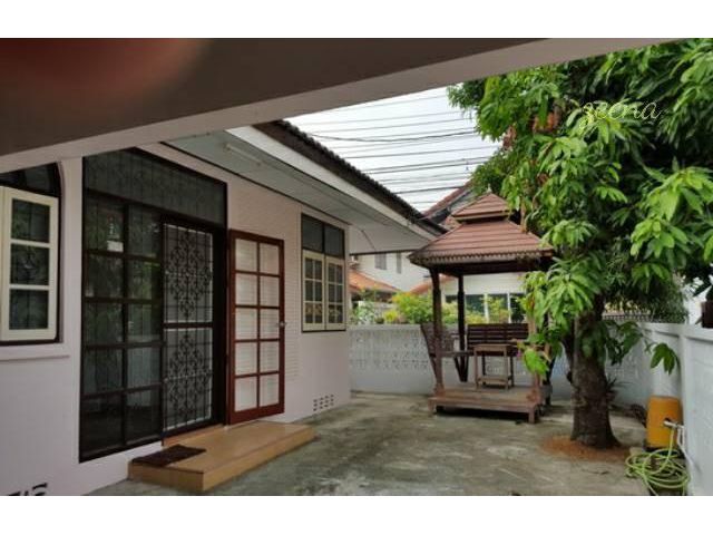ให้เช่าบ้านเดี่ยวย่าน ใกล้เดอะมอลล์บางกะปิ พร้อมอยู่ ซอยรามคำแหง 62