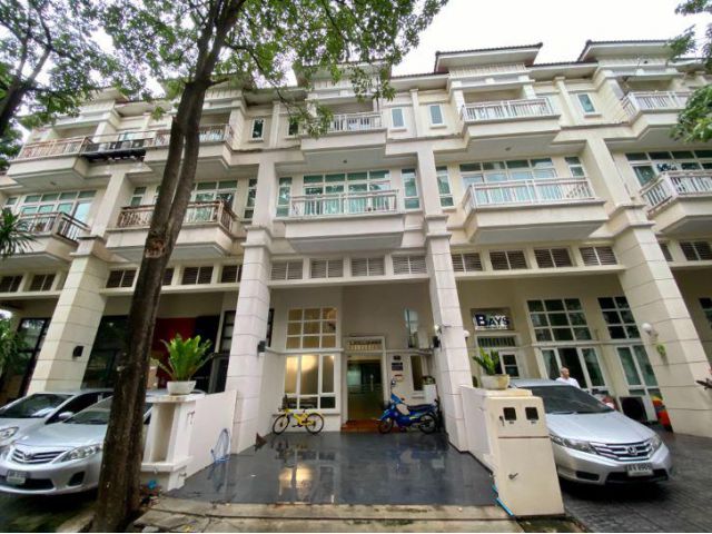 ขาย สำนักงาน / โฮมออฟฟิส สุขุมวิท 54 กรุงเทพ