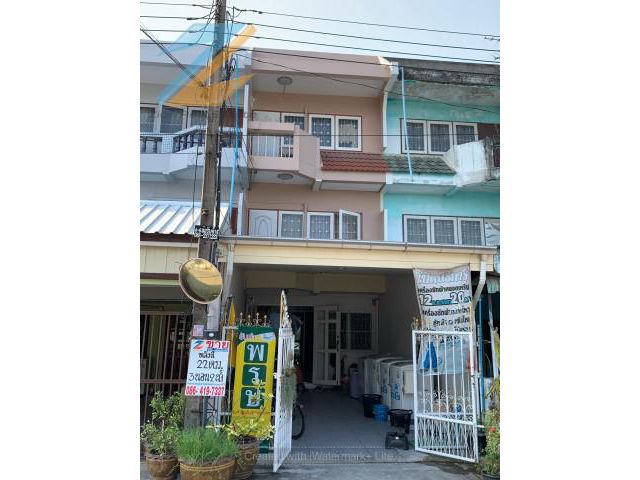 ขายทาวน์เฮ้าท์ 3 ชั้น22 ตรว. มบ.รัตนธานีข้าง Tesco Lotus รามฯ 2 (บางนา กม.8)