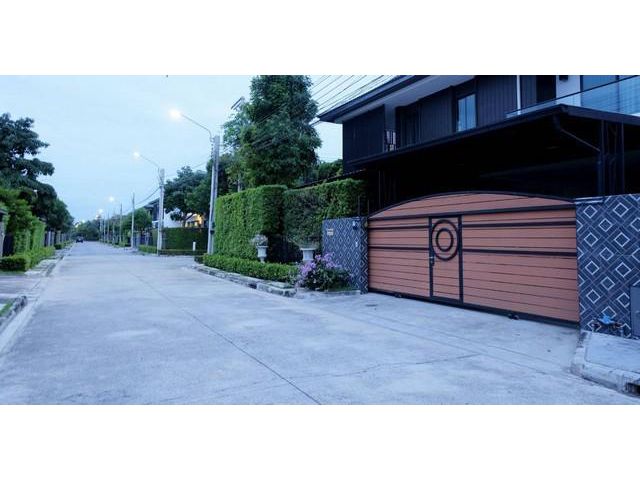 ให้เช่าบ้านเดี่ยว 2ชั้น  วัชรพล ถนนสุขาภิบาล5