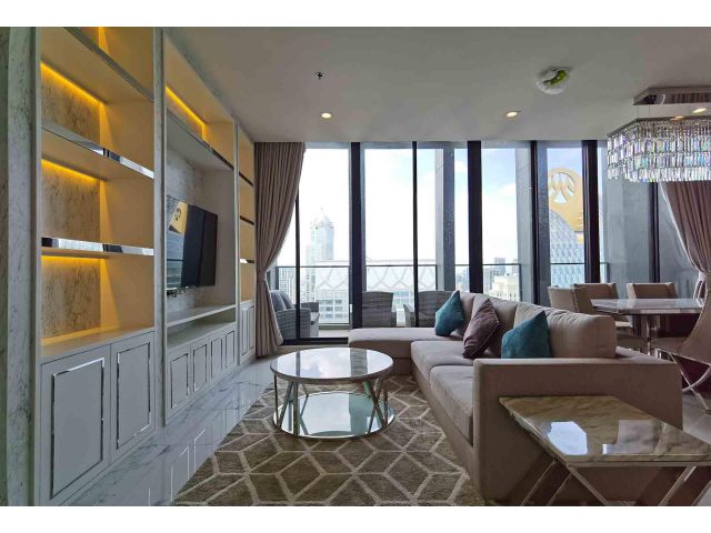Noble Ploenchit - Beautifully Furnished 3 Bed / 181 Sqm / Duplex Unit / BTS Ploenchit