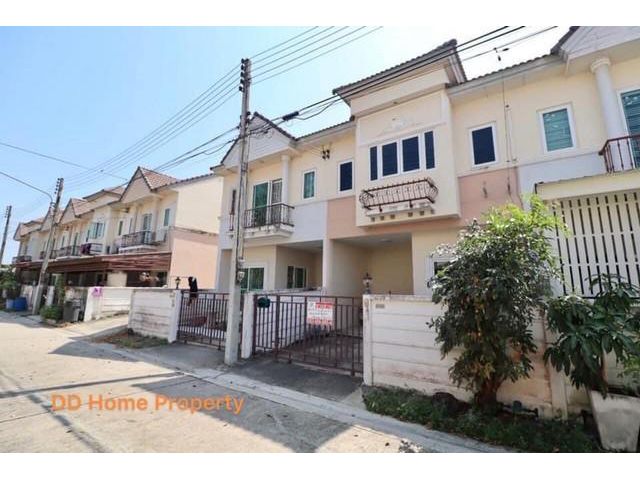DD00299 ขายทาวน์เฮ้าส์ หมู่บ้านแกรนด์กิตติยา