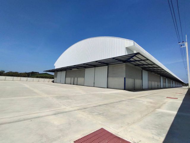 AB029 ขาย-เช่า ที่ดิน 13 ไร่ พื้นที่ใช้สอย 21950 ตรม.ติดถนน 340 ปทุมธานี ใกล้กรุงเทพ ราคาถูก