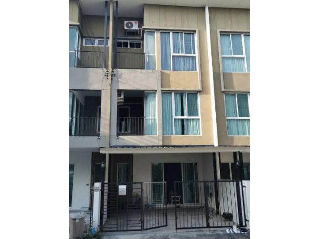 ขายทาวน์โฮม Bless Town รามอินทรา127  3นอน 3น้ำ