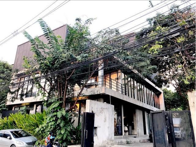 ขายอาคารสำนักงาน style loft 1000 ตรม รัชดา 32