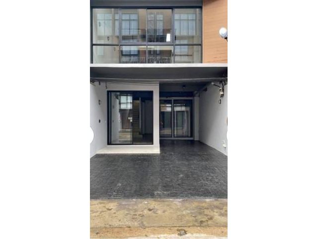 รหัสC3842 ให้เช่าโฮมออฟฟิศ 5ชั้นพร้อมลิฟท์ อ่อนนุช