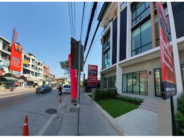 RENTตึกใหม่เพิ่งสร้างเสร็จ ซอยมัยลาภ   ติดถนนใหญ่