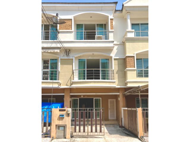 ขาย-ให้เช่า ทาวน์โฮม 3 ชั้น 20 ตร.ว. หมู่บ้านซื่อตรงแกรนด์โฮม ถนนพหลโยธิน 34 จตุจักร ใกล้ม.เกษตรศาสตร์ 05558