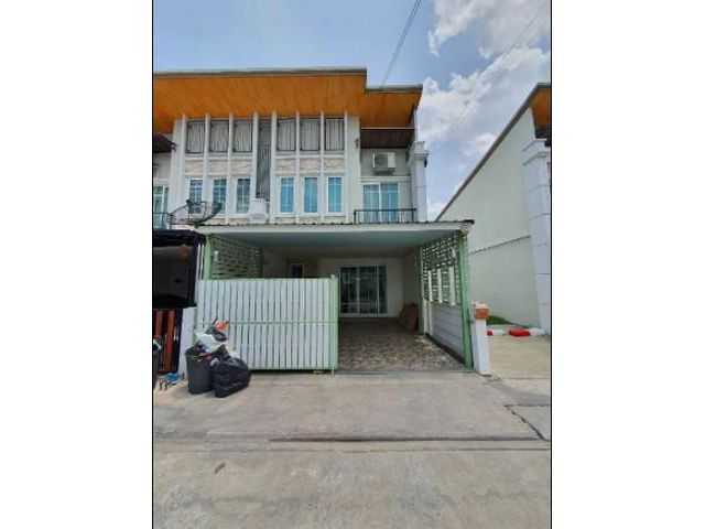 ขายบ้านทาวน์โฮม 4ห้องนอน  3ห้องน้ำ