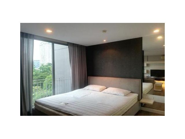 เดอะ รูม สุขุมวิท 40 The Room Sukhumvit 40