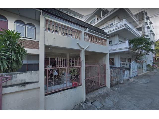 ให้เช่าทาวน์เฮ้าส์ 2 ชั้น 20 ตรว ซอยสุขุมวิท 81