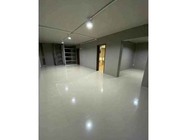 ขายต่ำธนาคารประเมิณ 2 ล้าน เลควิว เมืองทองธานี