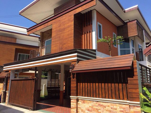 บ้านสร้างใหม่ 2 ชั้น 3 ห้องนอน 4 ห้องน้ำ เนื้อที่ 47 ตารางวา