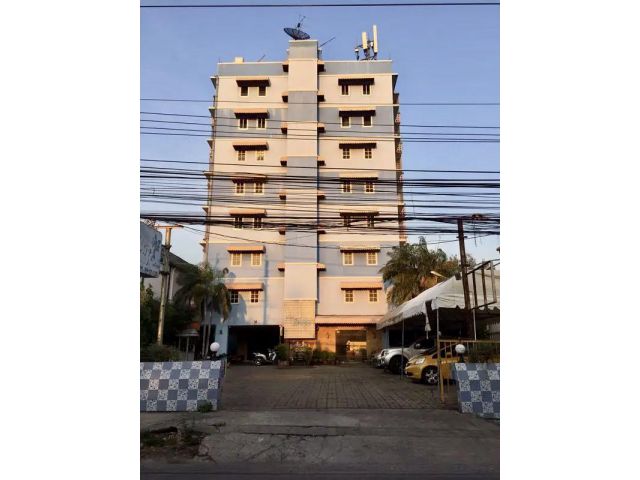 ขาย อพาร์ทเม้นท์ 8 ชั้น ซอยรามอินทรา 39  ใกล้ทางด่วน