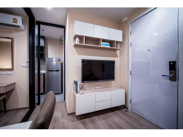Condo for rent The Base Phetkasem