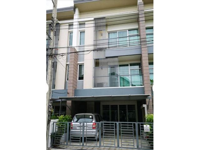 N055ให้เช่าทาวน์โฮม3 ชั้น ทาวน์อเวนิวศรีนครินทร์