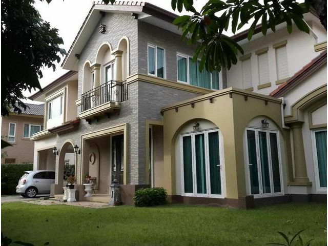 ขายบ้านเดี่ยว : หมู่บ้านลัดดารมย์วัชรพล