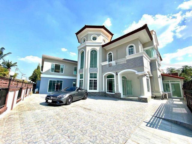 ให้เช่าและขาย บ้านเดี่ยว 2 ชั้น หมู่บ้านสรานนท์-ปากเกร็ด ติวานนท์  ทำเป็น Home- Office ได้