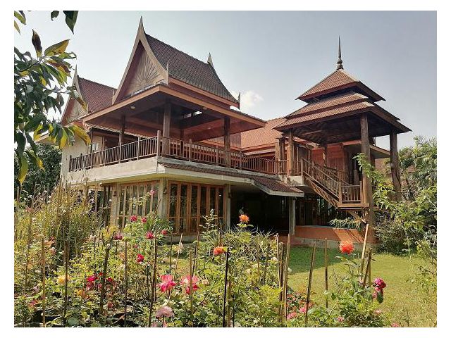 ขายบ้านแม่ริม บ้านไม้สักทรงไทย 2 ชั้น  เนื้อที่ 334 ตร.ว. ราคา 20ล้าน