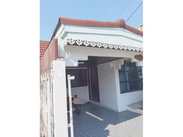 ขายทาวน์เฮ้าส์ 1 ชั้น ซอยคู้บอน 27 แยก 34 ท่าแร้ง - บางเขน 30 ตร.ว. รหัส 05579
