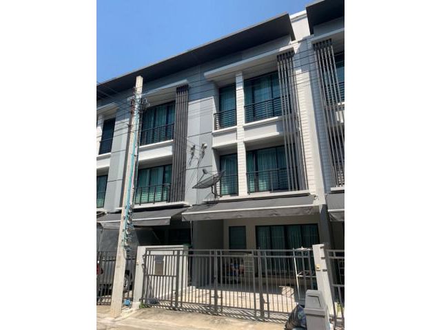 รหัสทรัพย์ B4096 ให้เช่าทาวน์โฮม3ชั้น บ้านกลางเมือง รัตนาธิเบศร์ ใกล้รถไฟฟ้า MRT ใกล้เซ็นทรัล รัตนาฯ