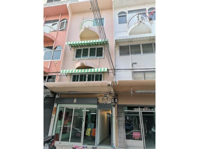 รหัสทรัพย์ B4125 เซ้ง ให้เช่า ตึกแถวทาวน์เฮ้าส์ ซอยนวมินทร์ 105 สำหรับคนมองหาที่ทำกินหริือสำนักงาน