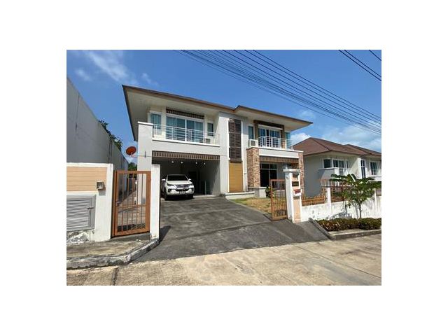 House 4 Bedrooms For Sale in Chaweng