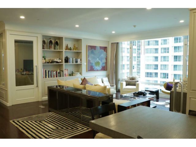 The Park Chidlom - Beautifully Furnished 3 Bedrooms / 258 Sqm / BTS Chidlom / Ready To Move In