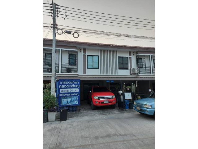 ให้เช่าทาวน์โฮม หมู่บ้านกานดาเพลส (บ้านใหม่)  ทาวน์โฮม 3 นอน / 2 น้ำ