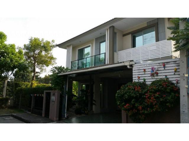 รหัสทรัพย์ B4127 ให้เช่าบ้านเดี่ยว พัฒนาการ38(77ตร.ว.) มีพื้นที่สวน อยู่สุดซอย (อนุญาตเลี้ยงสัตว์)