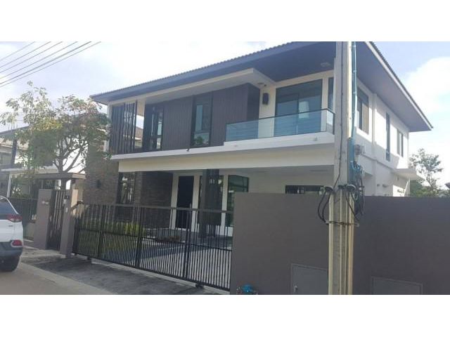 Code.A2403 Mantana Srinakarin-Bangna Village  รายละเอียด -  2-​Storey  House - Area 84 Squre wah - L