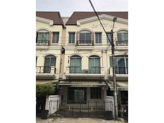 ให้เช่าทาวน์โฮม บ้านกลางเมืองเดอะปารีส พระราม 9