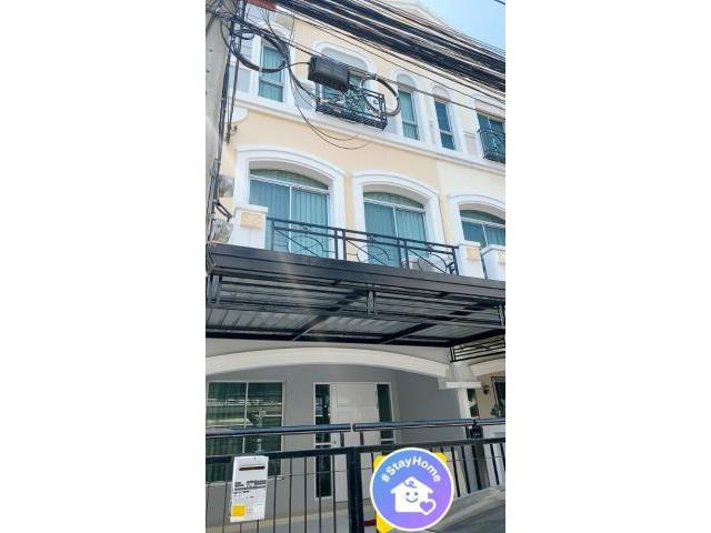 Code.A2428 บ้านกลางเมืองสวิสทาวน์ (เกษตร- นวมินทร์) รายละเอียด พื้นที่ :  20 ตร.ว.   3 ห้องนอน   4 ห