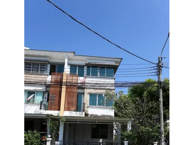 ให้เช่าทาวน์โฮม 3 ชั้น หมู่บ้านทาวน์พลัสหัวหมาก
