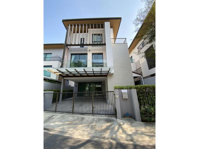 บ้านเดี่ยว 3 ชั้นขาย  หมู่บ้าน AQ ARBOR