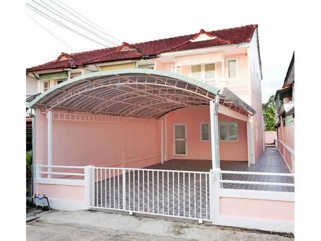 บ้าน 2 ชั้น 48 ตารางวา ทำเลดีใกล้ตลาดผลไม้ตะพง