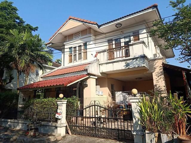 บ้านเดี่ยวขาย กฤษดานคร25 แขวงทรายกองดินใต้ คลองสามวา 55ตรว 3นอน 2น้ำ  บ้านสงบร่มรื่นน่าอยู่มาก
