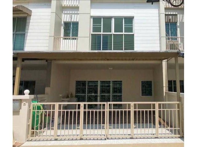 ขายบ้านทาวน์โฮม หมู่​บ้าน​นาราทาวน์​