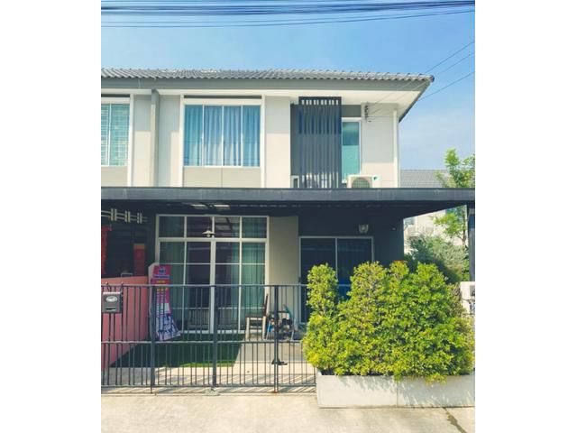 ห้เช่าบ้านทาวน์โฮม 2 ชั้น  รามอินทรา วงแหวน