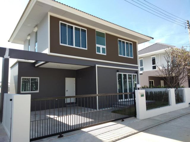 ขายบ้านสุดหรู ราคาสุดโดนใกล้โรบินสันกาญจนบุรีพฤกษากาญจน์ 12 วังสารภี