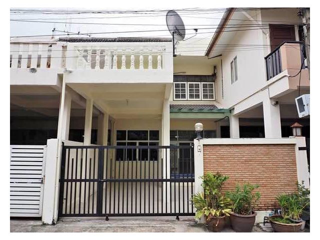 30 ตรว.3 ห้องนอน  3 ห้องน้ำ   สุขุมวิท 93