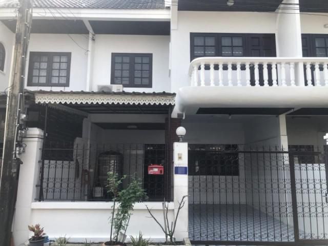รหัสทรัพย์ B4216 ให้เช่าทาวน์เฮ้าส์ ซอยลาดปลาเค้า 20 ฝั่งวังหิน ติดเส้นทางเลียบเกษตร-นวมินทร์