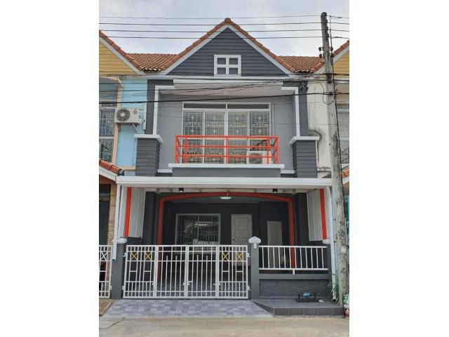 รหัสทรัพย์ B4215 ให้เช่าทาวน์เฮ้าส์ อู่ทองเพลส5 ซ.เปียร์นนท์ ลำลูกกา คลองสาม ใกล้รถไฟฟ้าสีเขียวคูคต
