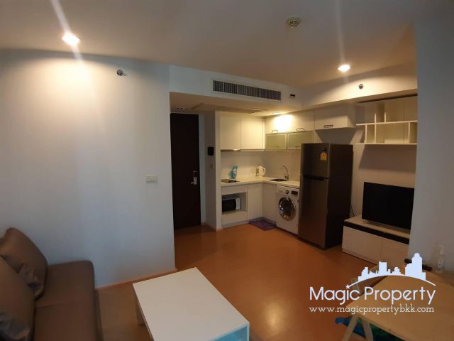 ให้เช่าคอนโดมิเนียม 1 ห้องนอน ในดิแอลโคฟ ทองหล่อ 10, แขวงคลองตันเหนือ เขตวัฒนา กทม.