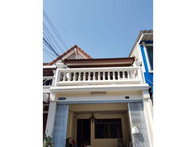 รหัสทรัพย์ B4226 ให้เช่าทาวน์เฮ้าส์ 2 ชั้น หมู่บ้านสุขสันต์3 ซอยคลองหนองใหญ่ บางแค