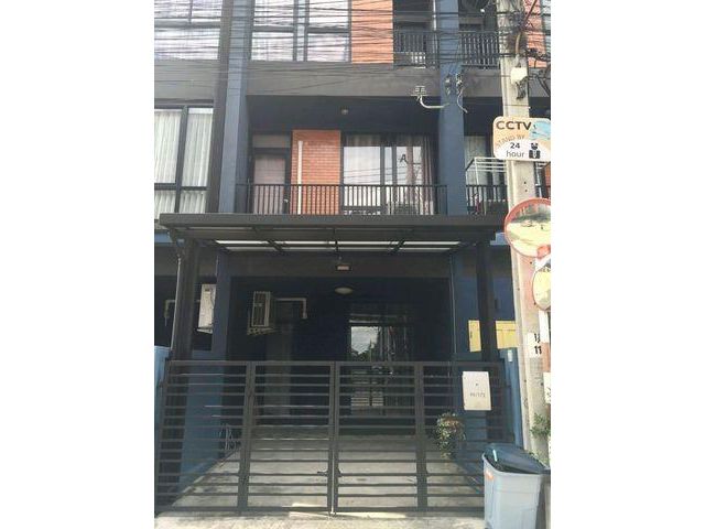 ให้เช่าทาวน์โฮม HAUS35 แจ้งวัฒนะ ใกล้Central แจ้งวัฒนะ 17ตรว 2นอน 3น้ำ 20,000ต่อเดือน      ติดต่อคุณ สมศักดิ์ Tel: 09826