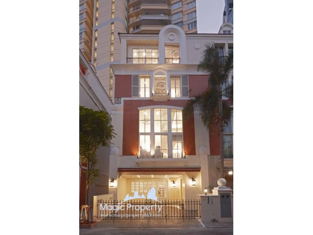 ขาย ทาวน์เฮ้าส์สไตล์อังกฤษ 6 ชั้น 4 ห้องนอน 5 ห้องน้ำ โครงการ บ้านกลางกรุง ทองหล่อ (Baan Klang Krung Thonglor) พร้อมเฟอร์นิเจอร์, แขวงคลองตันเหนือ เขต