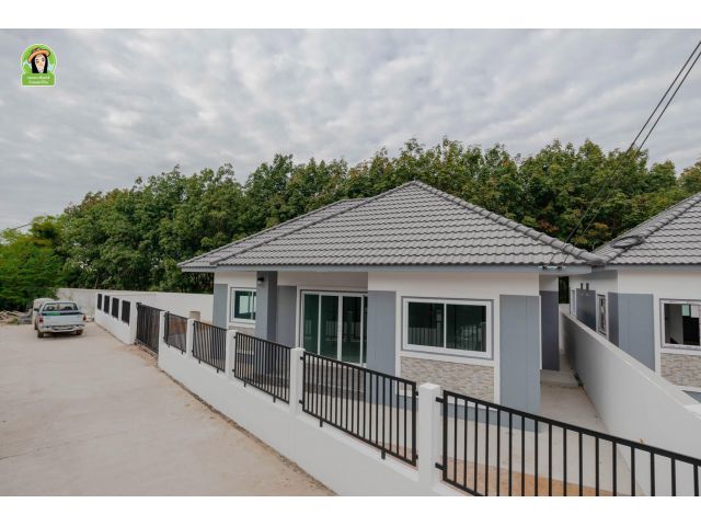 บ้านใหม่โซนหลัง รร.ยุวฑูต2 ราคาเพียง 1.69 ล้านบาท