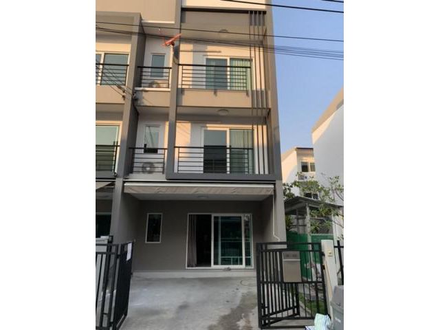 Code.A2809 บ้านกลางเมือง สวนหลวง รายละเอียด บ้านกลางเมือง สวนหลวง ทาวน์โฮม3ชั้น หลังมุม ที่ดิน25ตรว.