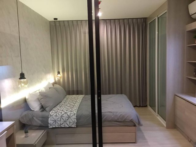 HOT PRICE ให้เช่าคอนโด Life Asoke ชั้น 10 ทิศใต้ วิวสวน ใกล้ MRTเพชรบุรี